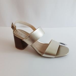 Old Navy Gold Stacked Heel Sandals NEW